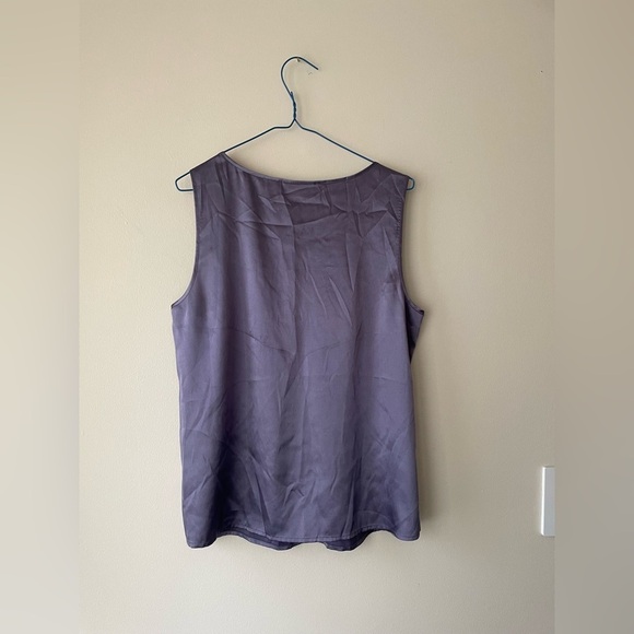 Chico's Women's Sleeveless Top/ Camisole / Blouse Chicos Size 1 - Picture 4 of 6